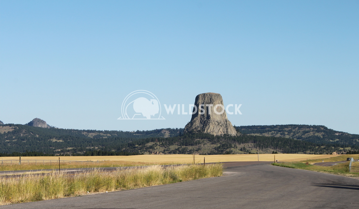 Approaching Devil's Tower Damon Yeh 