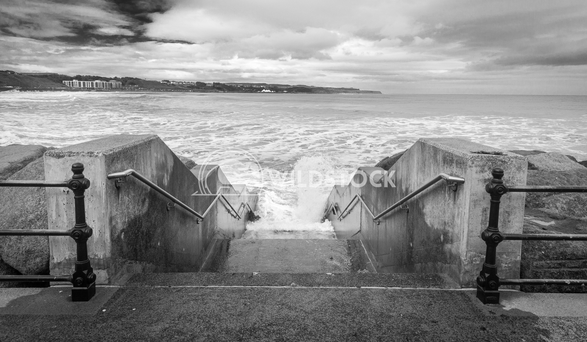 Steps into the waves Keith Hunter 