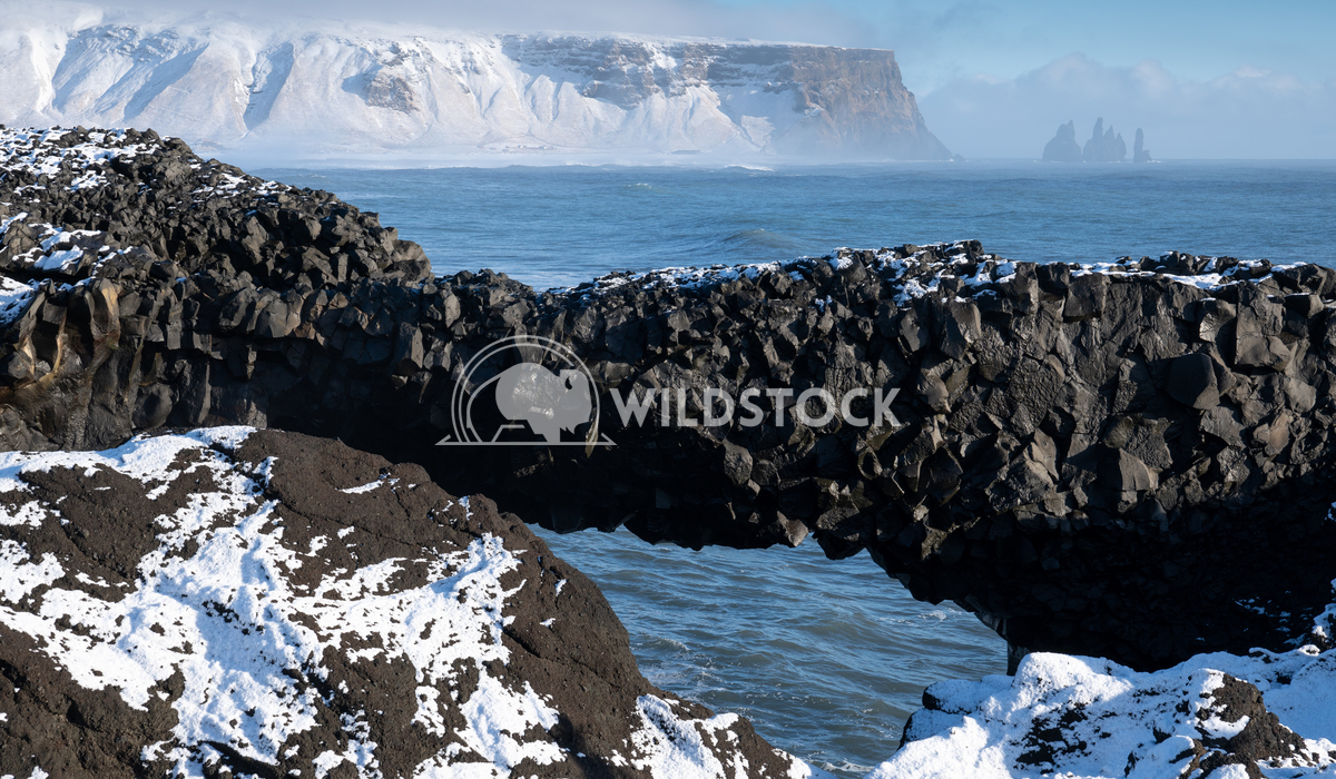 Cape Dyrholaey, Iceland 8 Alexander Ludwig Panoramic image of the coastal landscape of Cape Dyrholaey on a winter day wi