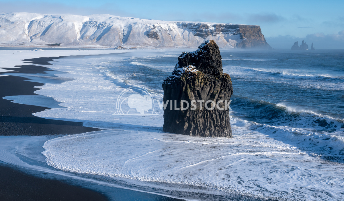 Cape Dyrholaey, Iceland 12 Alexander Ludwig Panoramic image of the coastal landscape of Cape Dyrholaey on a winter day w
