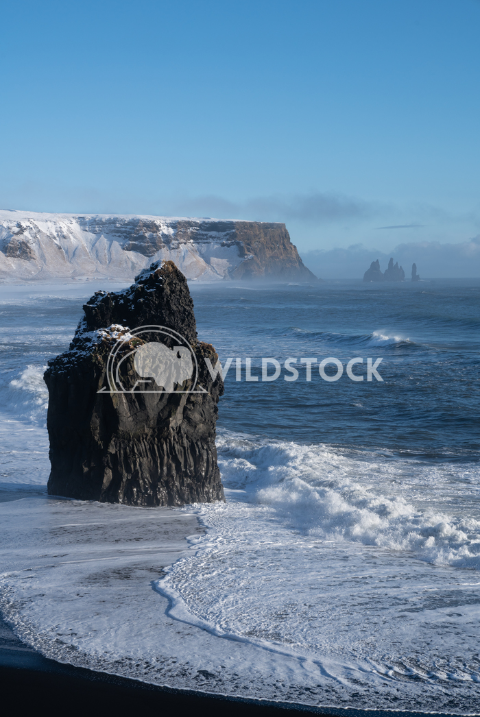 Cape Dyrholaey, Iceland 14 Alexander Ludwig Panoramic image of the coastal landscape of Cape Dyrholaey on a winter day w